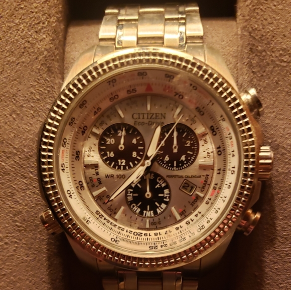 Citizens Eco Drive - Picture 2 of 3